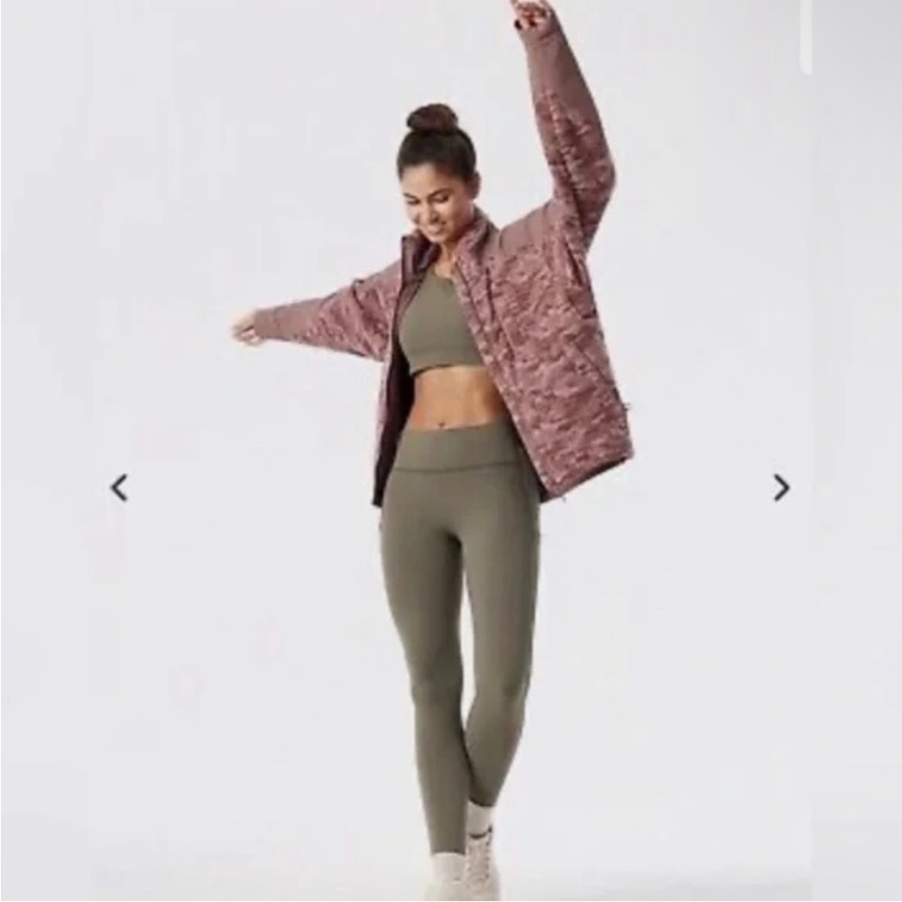 Outdoor Voices Primo Fleece Full Zip | Pink Cammo | Size: L